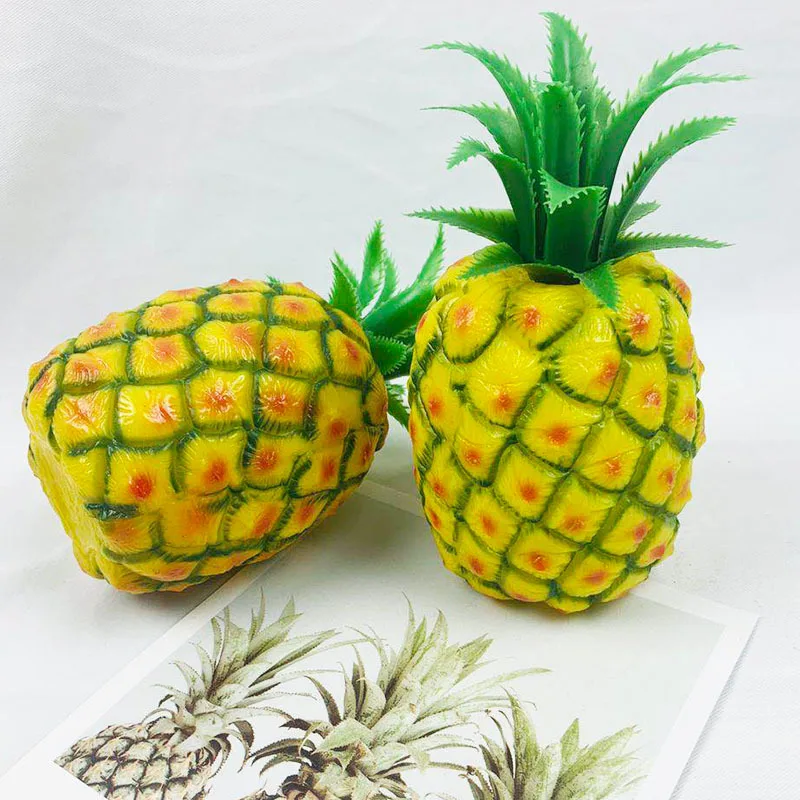 

Plastic Simulation Pineapple Fake Ananas Hotel Bar Cafe Exhibition Hall Fruit Photography Props Decoration