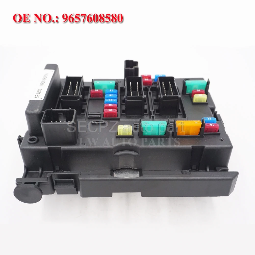 Блок предохранителей в сборе под капотом 9657608580 BSM B5 для Lancia Phedra Fiat Ulysse Citroen C8 Peugeot 307
