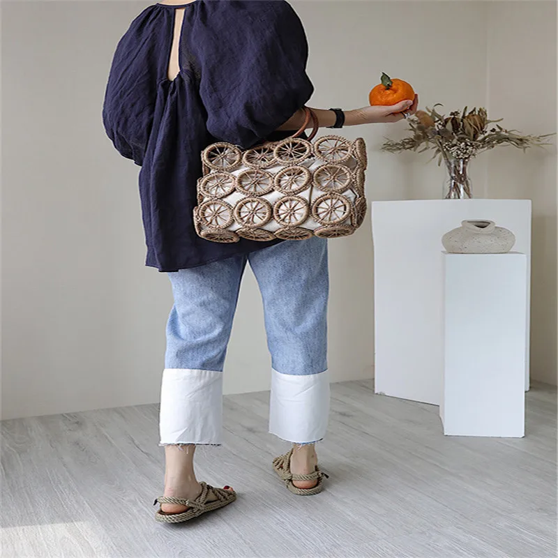 

Women Ladies Daily Casual Wild Tote Handbag Creative Hand-Woven Solid Color Large Capacity Retro Style Bag with Inner Pocket