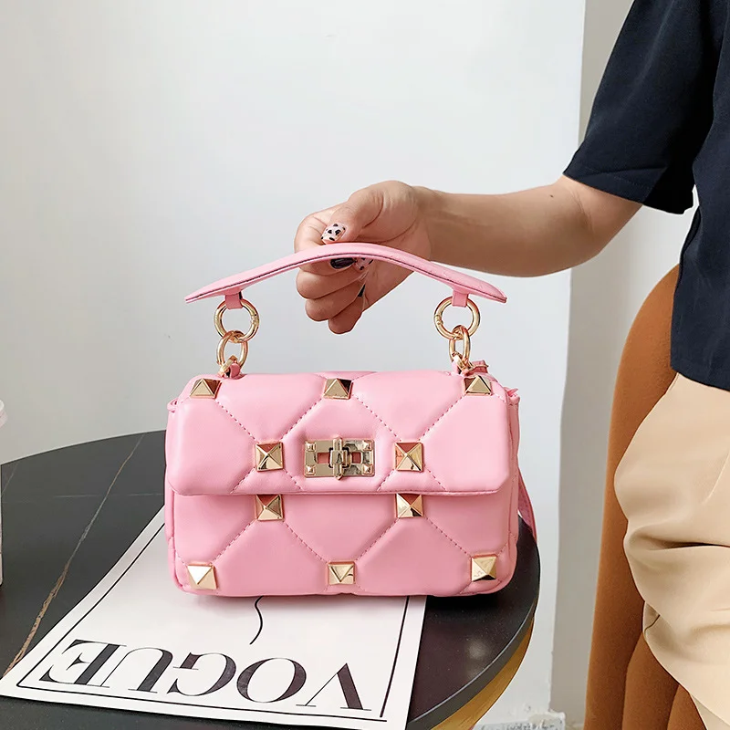 

Quilted Crossbody Bag 2021 New Designer Rivet Handbag Cute Unique Bags For Women Trendy Black Sling Bag Shoulder Messenger Purse