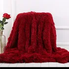 Красные одеяла для кровати, фланелевые одеяла из кораллового флиса в клетку для дивана, пушистые одиночныекоролевские одеяла и наволочка