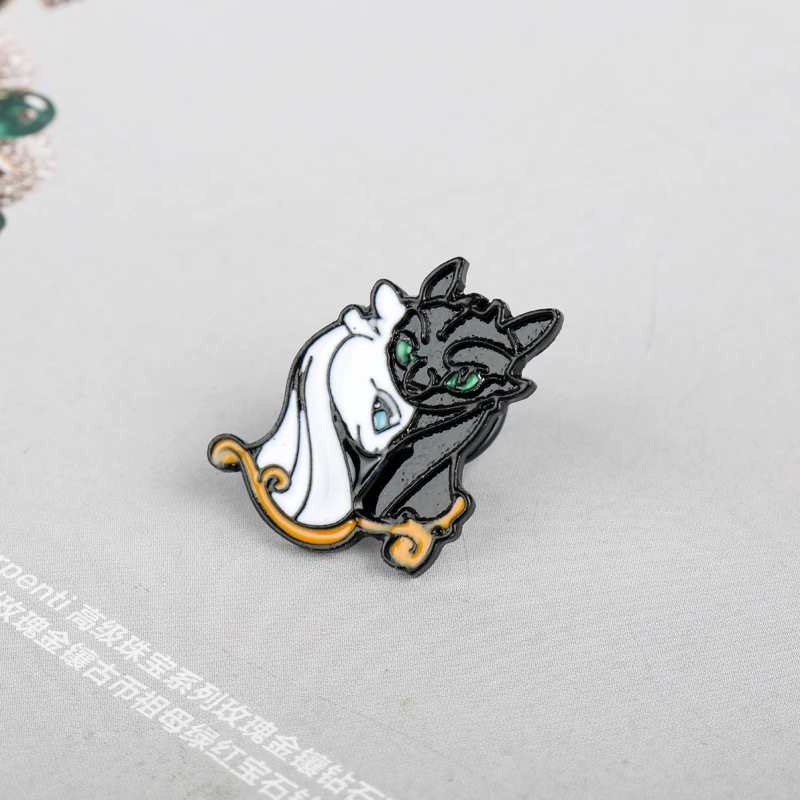 

White Black Dragon Pins Creative Lover Brooch Shirt Bag Lapel Badge 1pc Wholesale Aesthetic Enamel Pin Jewelry Gift