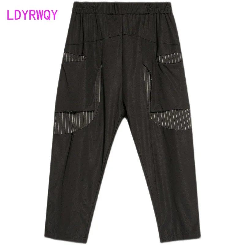 

LDYRWQY 2021 European and American summer new casual black stitching striped elastic waist pocket slim cropped trousers
