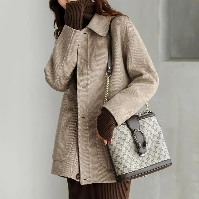 

Gangfeng 2021 spring and autumn new woolen coat women's middle long square collar Korean single breasted woolen coat