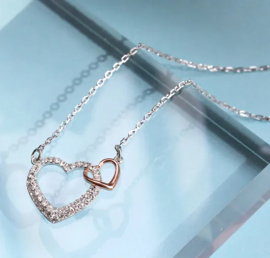 

High Quality Women Elegant Classic Shaped Clavicle Chain Necklace With Double Micro-inlaid Heart Pendant Gift
