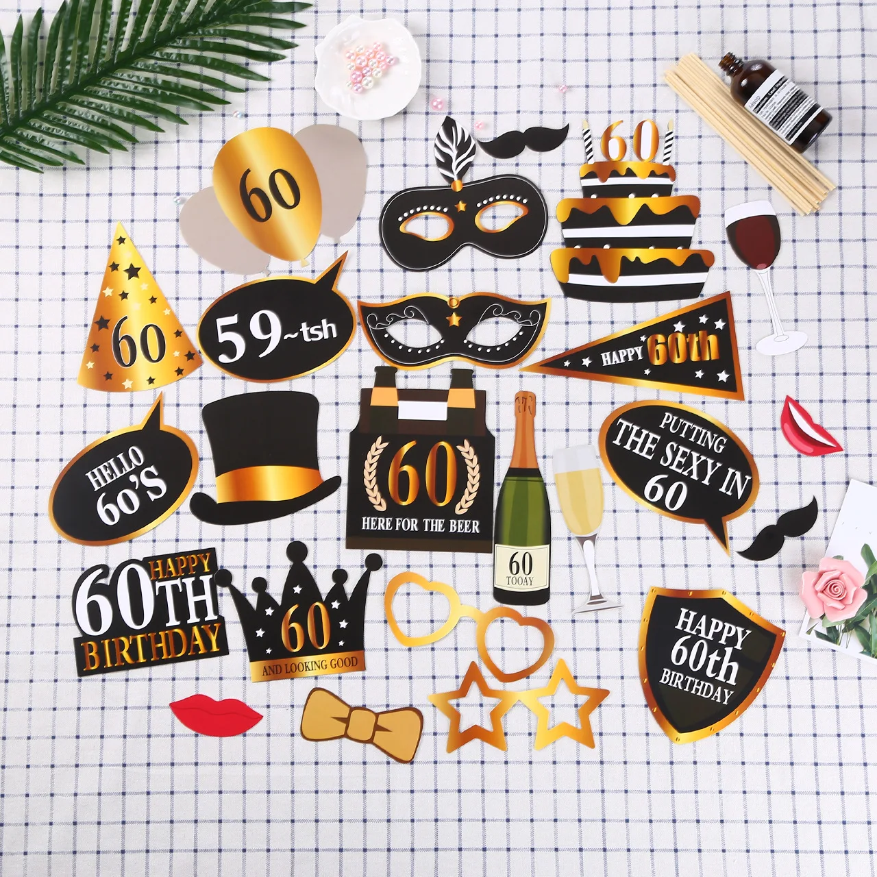 60th 24pcs Вечерние принадлежности с единорогом, свадебные украшения, реквизит для фотосессии, детская вечеринка в честь Дня Рождения, декоративная фотобудка, Q - Цвет: 60th 24pcs