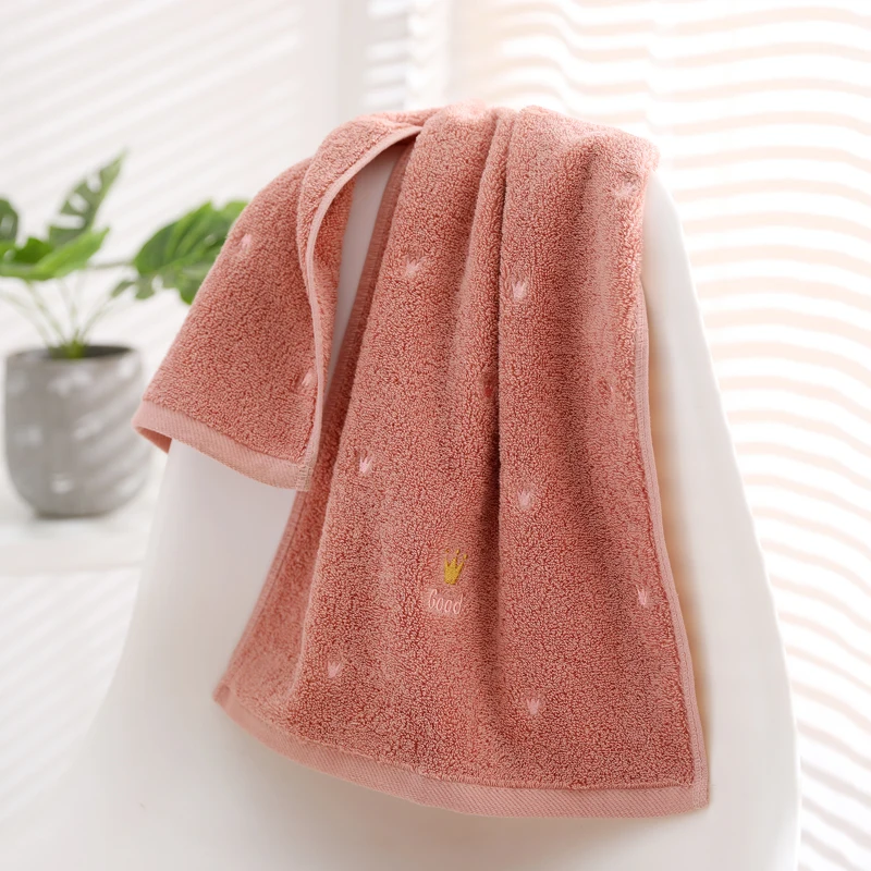 Полотенца Банные прямоугольные с вышивкой короны 70*140 см 100% хлопок впитывающее