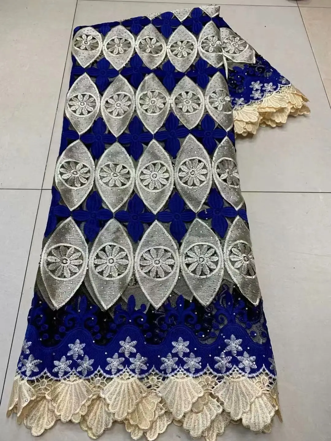 

WN13 Neat Embroidered water soluble lace fabric with stones,right ears beautiful ladies dress