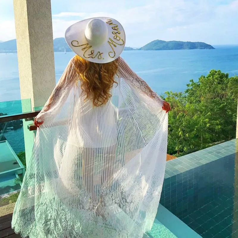 Женская кружевная ночная рубашка белая длинная с ресничками на лето | одежда