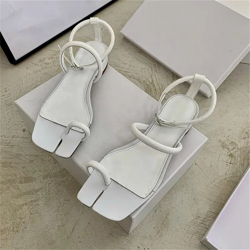 Босоножки из спилка на Плоском Каблуке Модные Дизайнерские летние босоножки