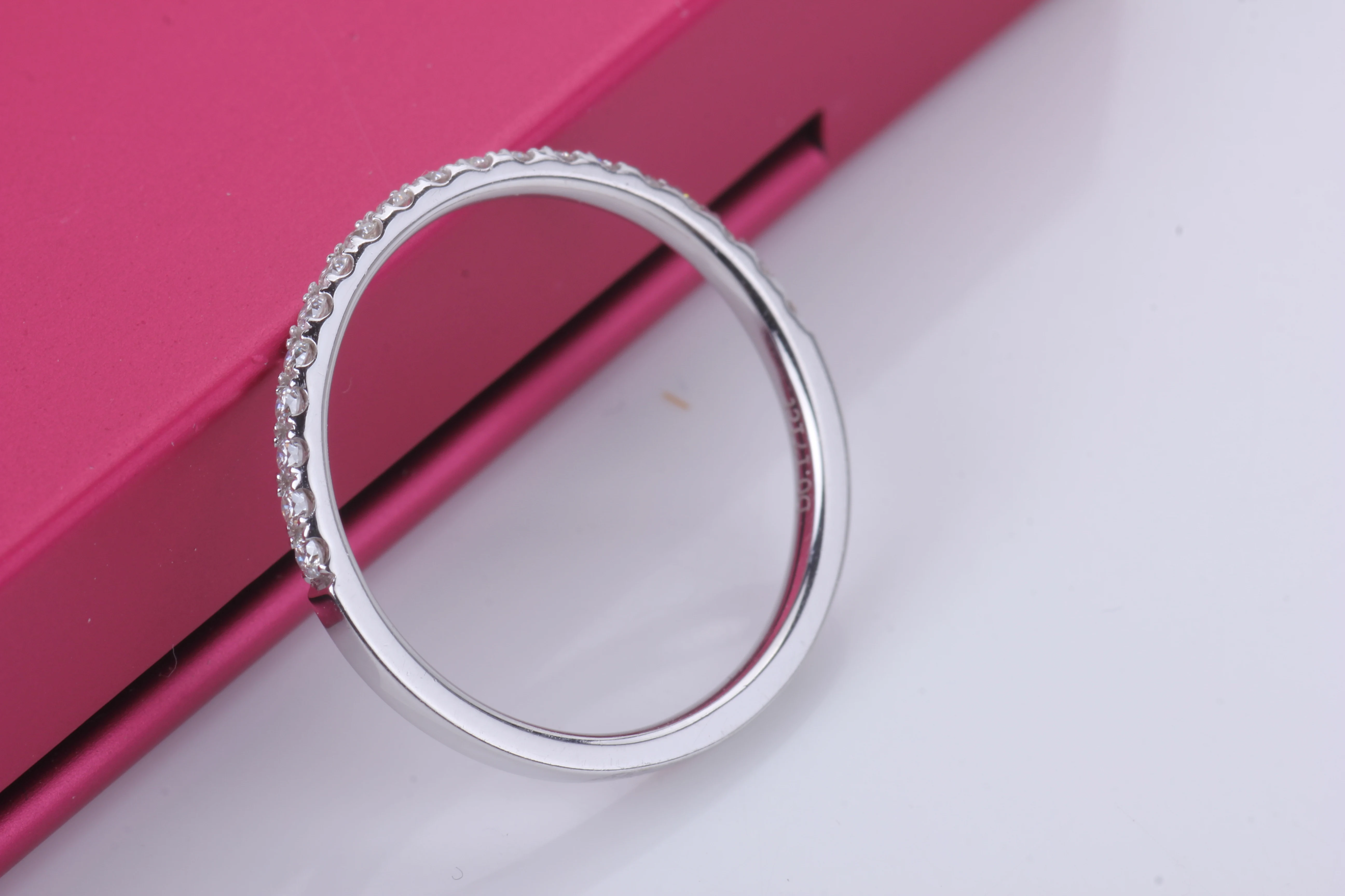 Starsgem тест прошел положительный 18K EF VVS обручальное кольцо красивое Moissanite подарок