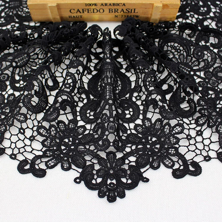 

2 yards - 3 yards / lot Free shipping 25cm wide black white water soluble lace garment accessories diy manual lace CA78