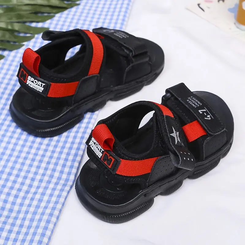 

New children's summer fashion boys' leather sandals, baby flat-bottomed children's beach shoes, sports soft sandals for children