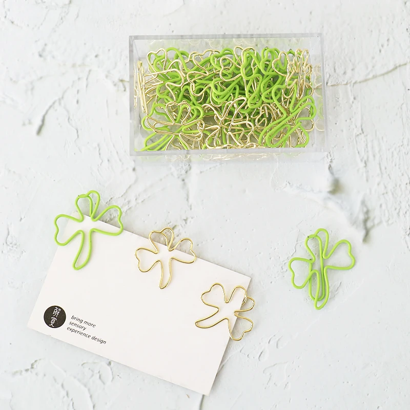 

Clover Paper Clip Cute Bookmark Metal flower paper Clip Papel Paper Clips Decorative Cute Paper Clips Office Table Accessories