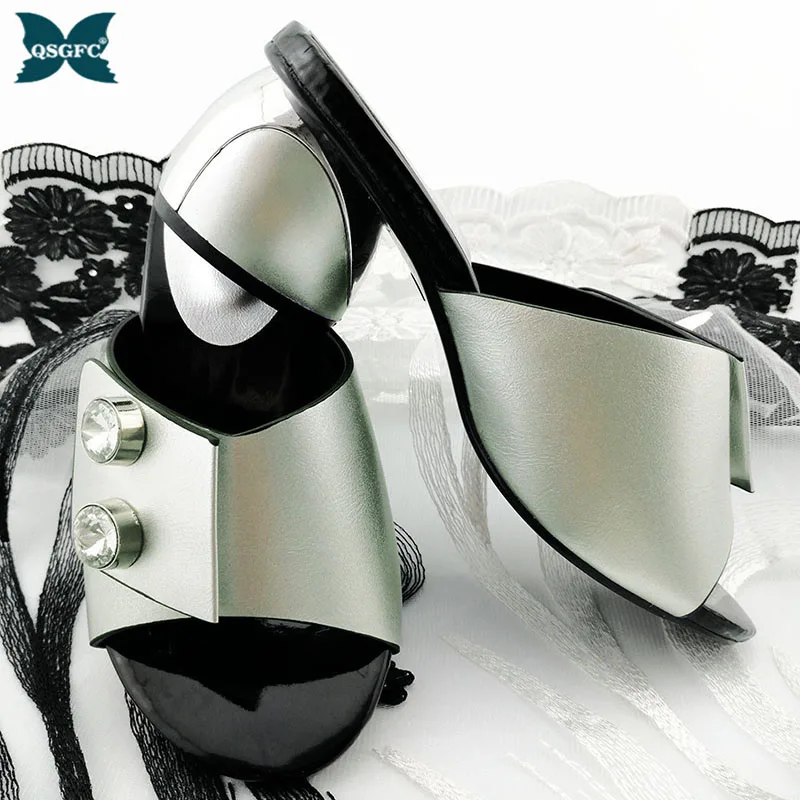 

Comfort style newly arrived Red Color open-toed slippers African style Wedding party or leisure time