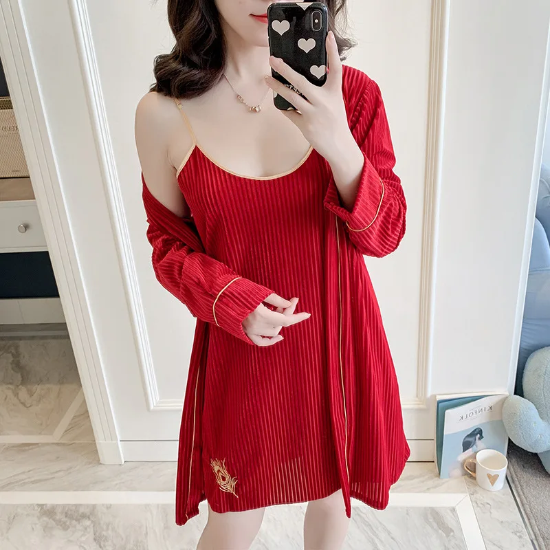 

2019 Women 4 Pieces Pajamas Sets Stripe Printing Satin Silk Pajamas Women's Sleepwear Lovely Home Clothing Long and Short