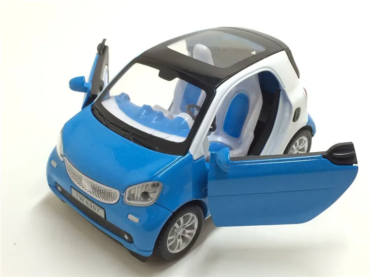 

1:24Scale Smart Fortwo Diecast Metals Metals Car Model Trek Toys Car With Sound Light