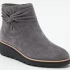 Женские замшевые ботильоны hot5, однотонные Ботинки Челси на платформе, на танкетке, с бантом, модная прогулочная обувь на молнии, на осень