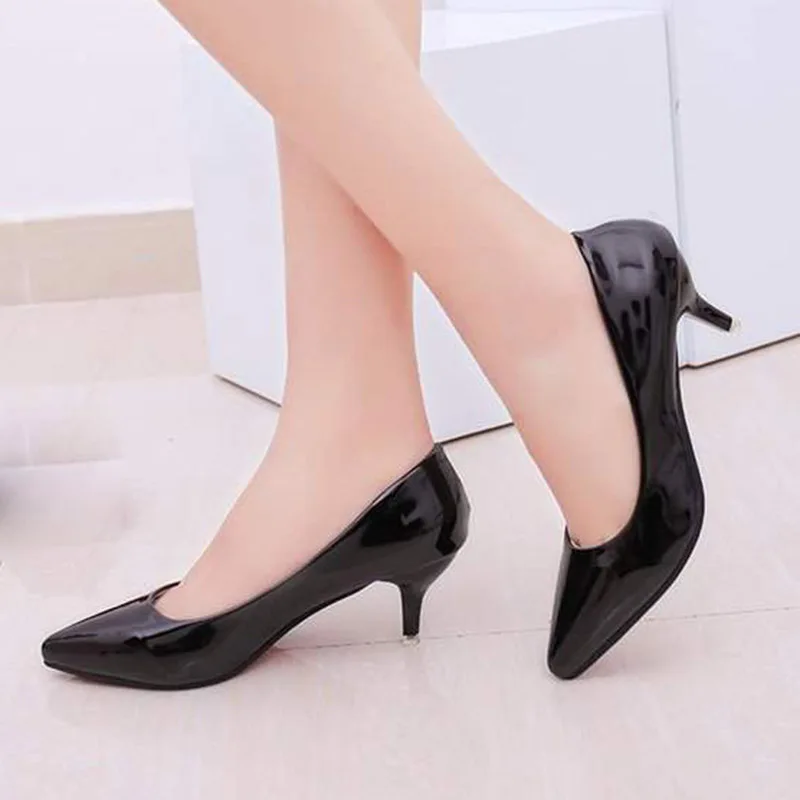 

Plus Size 35-42 Ol Office Shoes Low Heels Dress Shoes Woman Patent Leather Pumps Boat Shoes Ladies Work Shoes zapatos mujer 7516