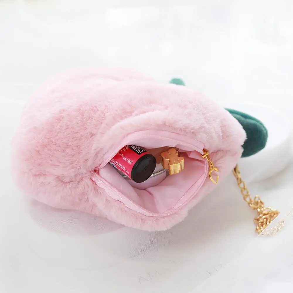 

Cute girl heart bag 2020 New Plush Doll pillow blanket student messenger bag net red chain bag