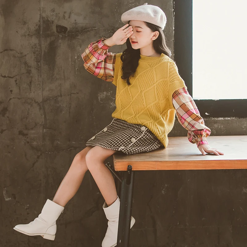 

Winter Girl Two-piece Dress Vest Fashion Clothing Collocation Hoodies Jumpers Shirt Tops Winter Child Cloth