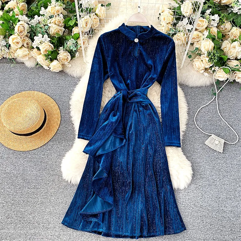 Синий бархат платье СО СТОЯЩИМ ВОРОТНИКОМ на шнуровке трапециевидной формы с