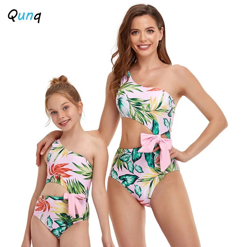 

Qunq One-Piece Surfing Swimsuit Mother Daughter Swimwear Family Matching Outfits Bow Sexy Mommy and Me Clothes Beach Suit