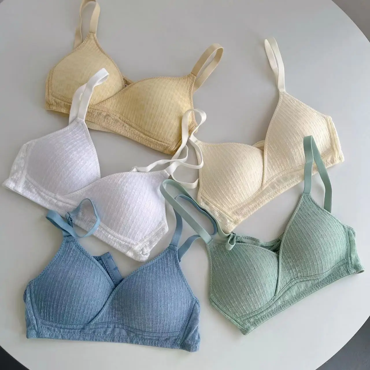 

Bra Women Sexy Bralette Wirefree Push Up Lace Bra Lingerie A B Cup Small Chest Underwear Female Brassiere