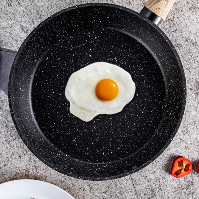 Антипригарная сковорода из мраморного камня с жаростойкой бакелитовой ручкой