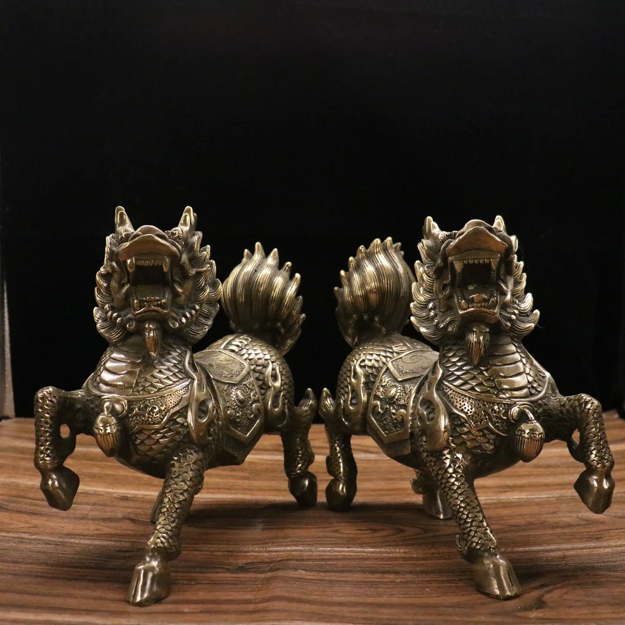 

9"Tibetan Temple Collection Old Bronze Fire unicorn statue Kirin A pair Gather wealth Office Ornaments Town House Exorcism