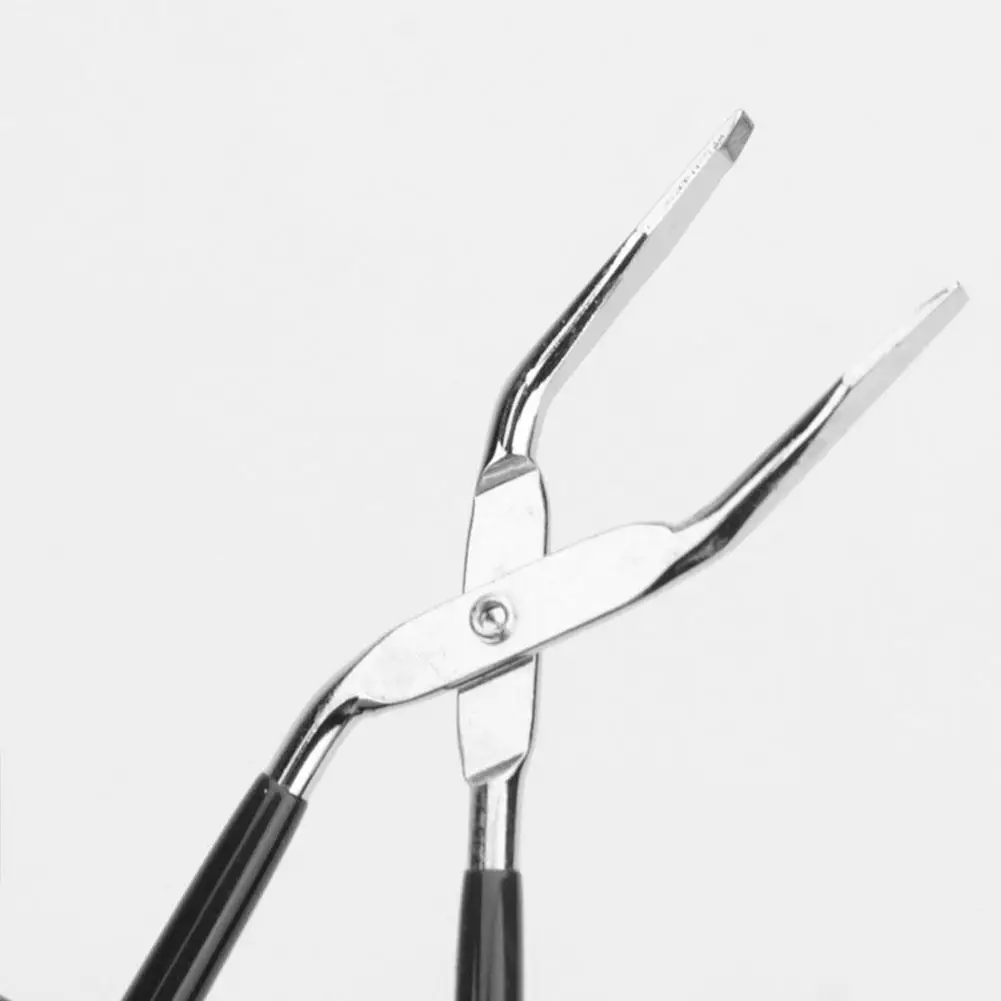 

New 1Pc Scissors Flat Tip Eyebrow Tweezer Clamp Eyebrow Removal Makeup Tool For Beauty