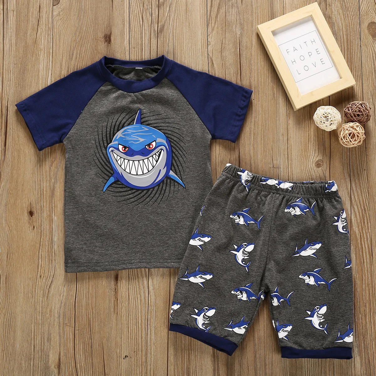 

Kids Cotton Clothing Boys Fashion Cartoon Shark Blue Short Sleeve T-shirt Dolphin Half Pants Pajamas Set Home Service Suit