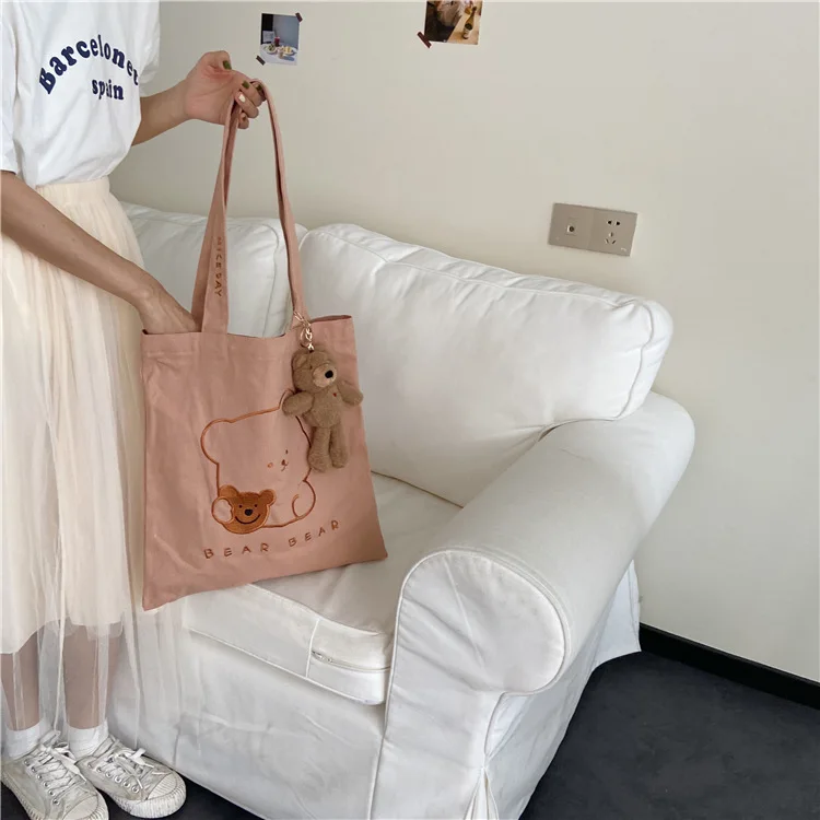 

Large Capacity Ladies Reusable Shopping Bag Cute Embroidered Bear Women Canvas Shoulder Bag Casual Tote Lovely Pink Girl Handbag