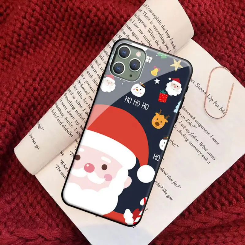 

The 2020 Christmas themed glass case is fully hemmed with the Apple Huawei s/7/8/x/11/12 retractable stand