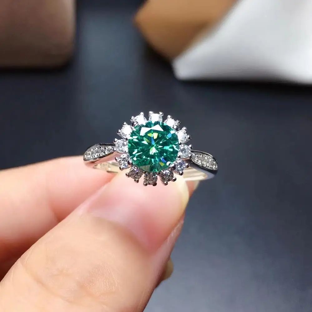 Хрустящее зеленое кольцо из муассанита с драгоценным камнем для женщин