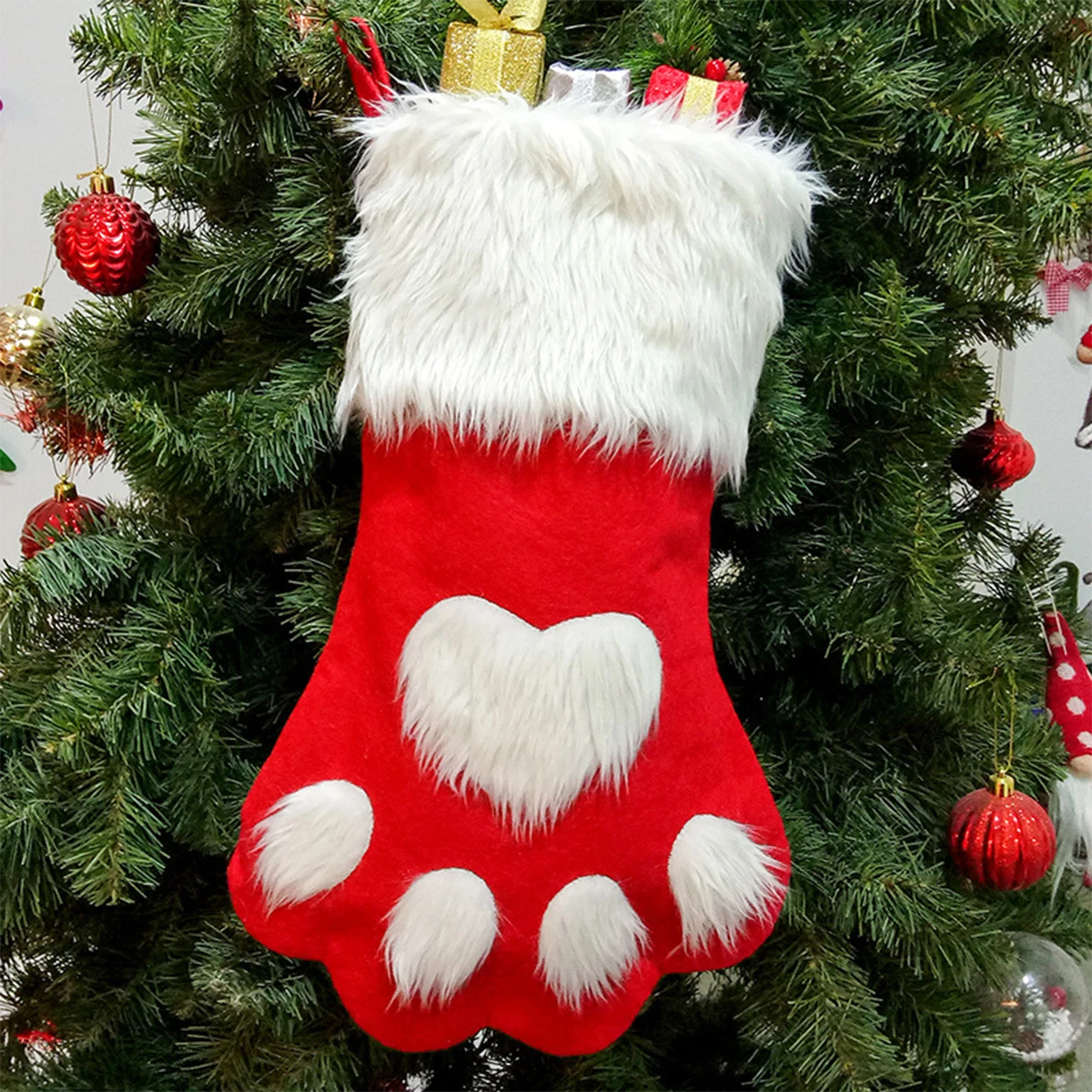 

2021 new Christmas socks Christmas tree decorations Christmas red and gray long-haired dog paw socks Christmas socks gift bag
