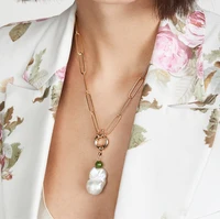 Hot Sale New Simple Queen Coin Pearl Pendant Necklace Geometric Alloy Clavicle Chain Brand Long Necklace for Women Girl Gift