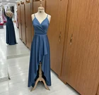 Женское вечернее платье, длинное синее Плиссированное Платье с V-образным вырезом, карманами, бретельками на спине, для выпускного вечера
