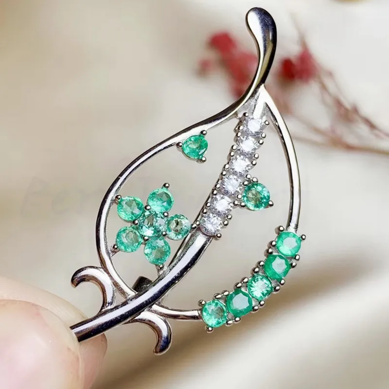 Брошь из серебра 925 пробы с натуральным сапфиром карат * 13 шт.