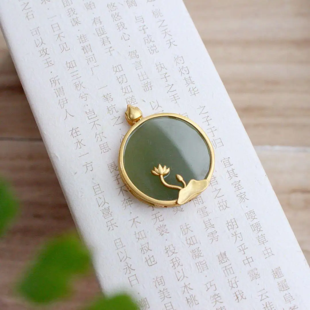 

[Utpala] Hetian Jade Item Gray Jade Jade Pendant Clavicle Chain Vintage Jade Elegant Niche Design Jade Pendant