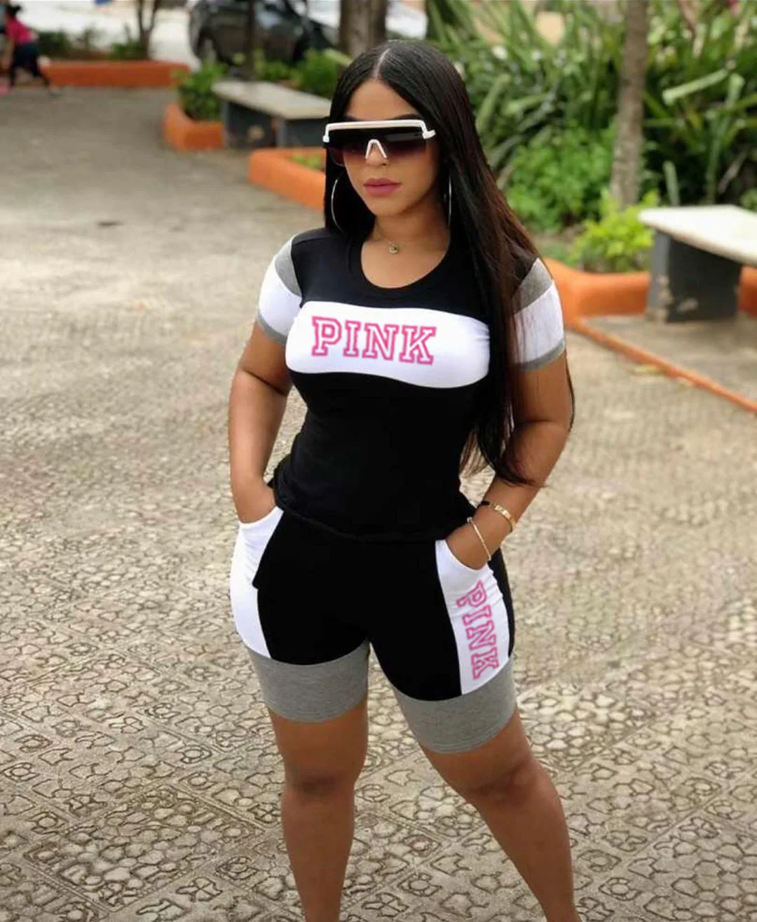 Женский спортивный костюм из 2-х предметов повседневный розовый с буквенным