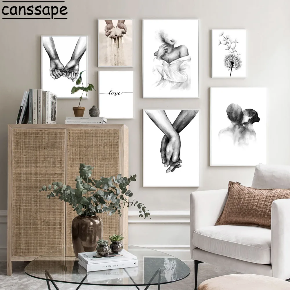 Картина с надписью поцелуй на плечо черно-белый постер в скандинавском стиле