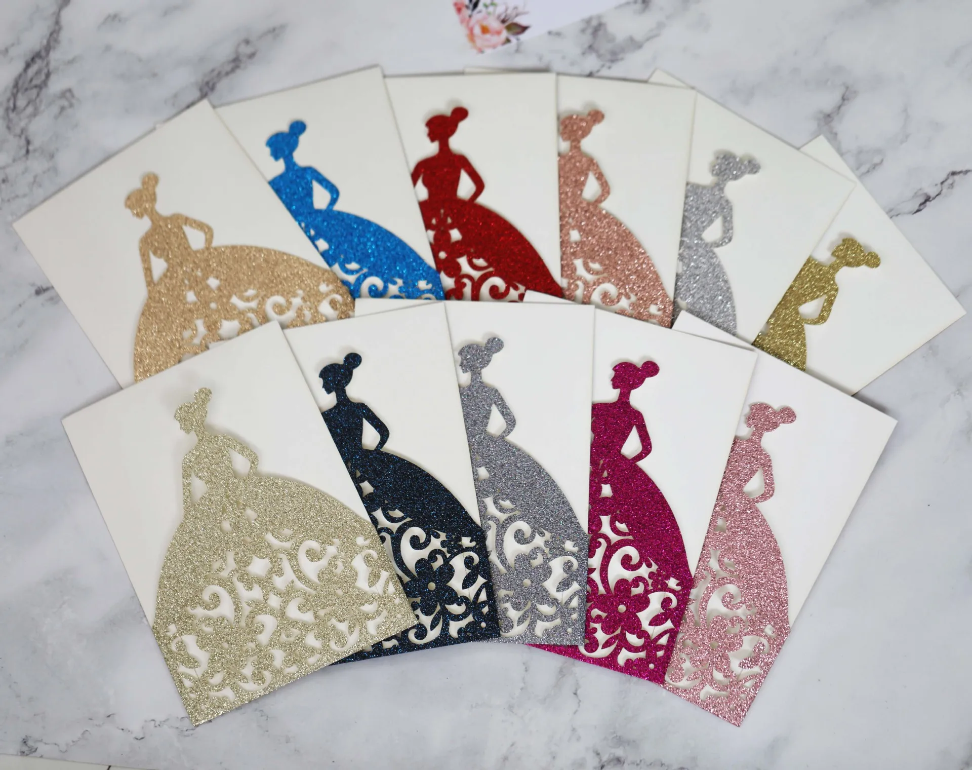 Лазерная резка блестящие бумажные принцессы Пригласительные открытки на день