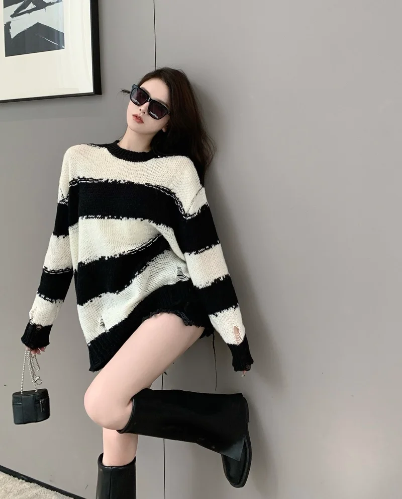 Свитер вязаный осенний тонкий с круглым вырезом и длинными рукавами | Женская