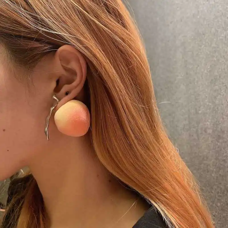 

2021 Korean Trendy Acrylic Pink Fruit Earrings for Women Cute Sweet Classic Red Peach Earrings Personality Girl Jewelry Gifts