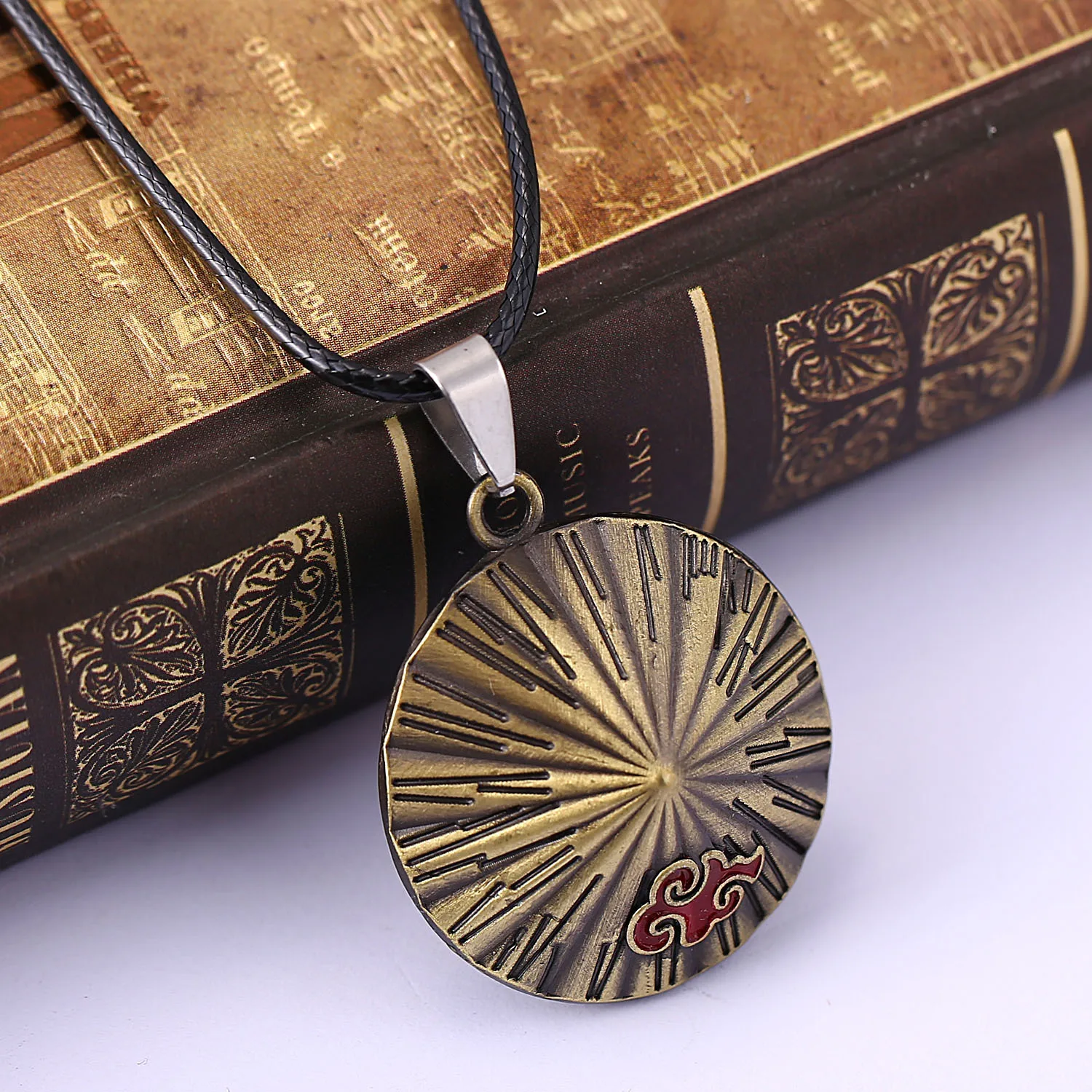 Аниме Наруто Ожерелье Акацуки Кулон Бамбуковая Шляпа модель ожерелье для мужчин