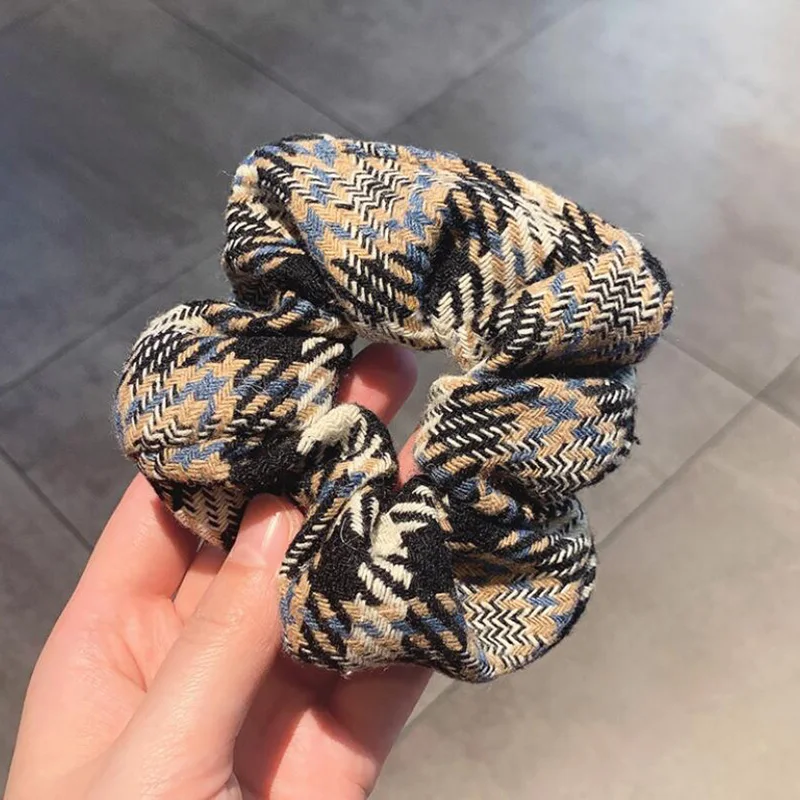 

Fashion Women Stripe Plaid Hair Scrunchies Autumn And Winter For Girls High Quality Ponytail Holders Hair Ring Hair Accessories
