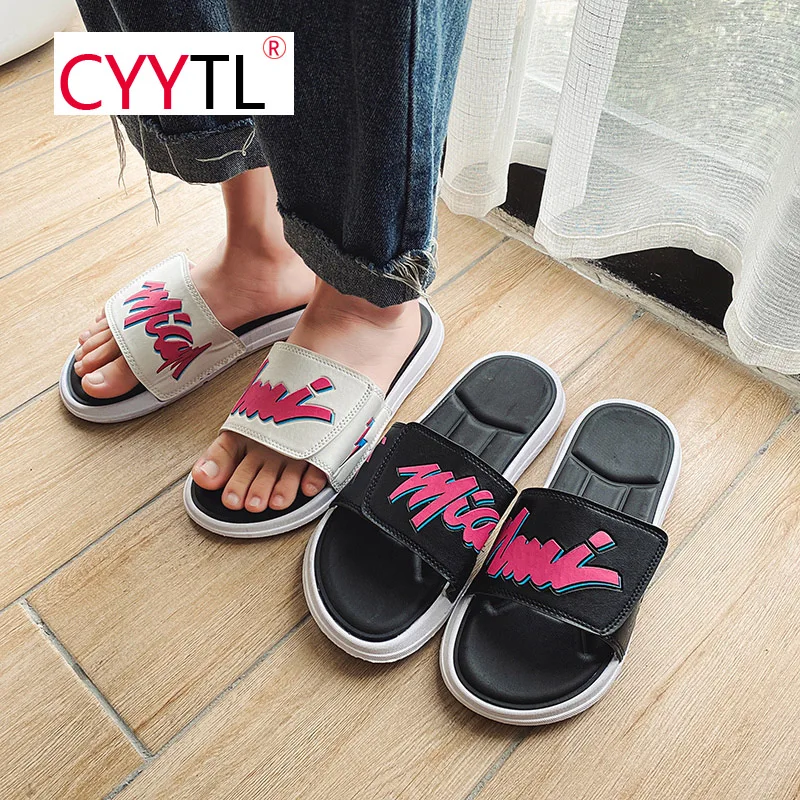 

CYYTL 2021 Hot Sale Men and Women Summer Slippers Indoor Slippers Flip Flops Casual Sandals Bathroom Slippers chanclas hombre