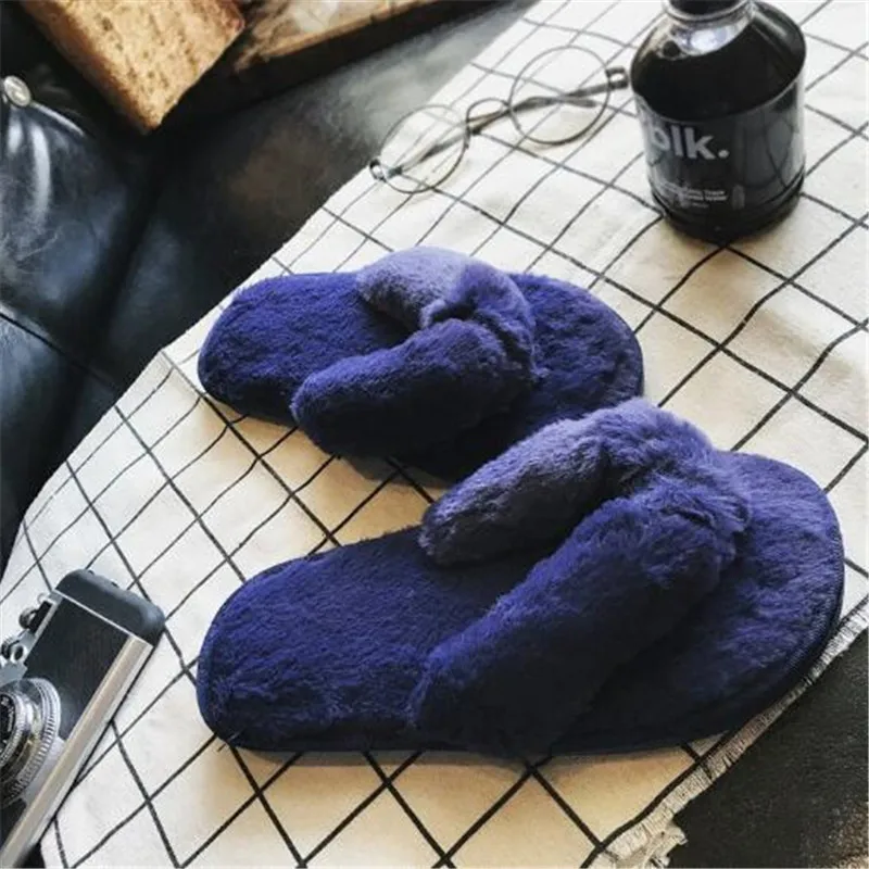 As shown Женские зимние теплые хлопковые тапочки; модные Pantufa; черный плюшевый Вьетнамки; женские меховые шлепанцы; женские пушистые домашние меховые Тапочки - Цвет: As shown