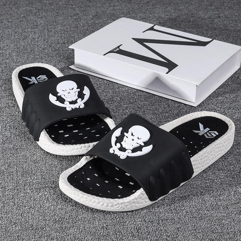 

Summer Home Slippers For Men Brand Fashion Man Room Shoes Comfortable Men Slides Flip Flops Non-Slip Bathroom Slippers Man